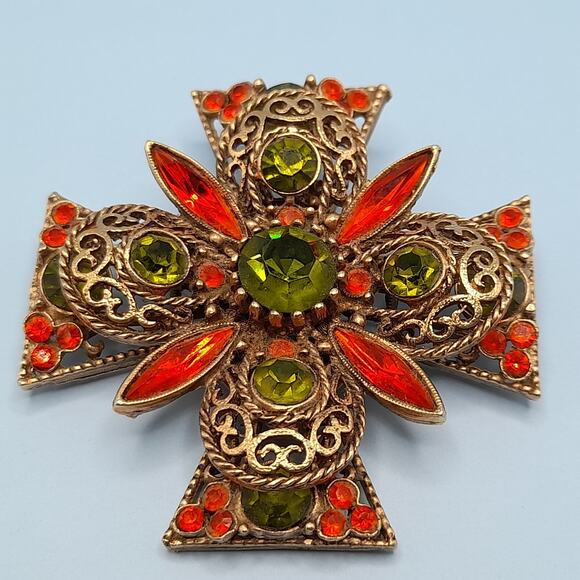 Vintage EMMONS Maltese CROSS Filigree Rhinestone Goldtone Brooch Pin Signed - Picture 6 of 10